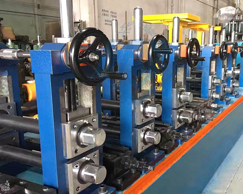 高速方管制管機(jī)